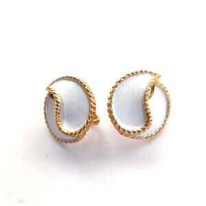 Vintage Estate Crown Trifari Gold Tone White Enamel Swirl Leaf Clip On Earrings